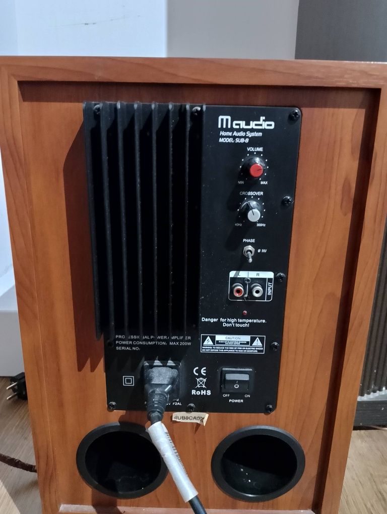 Kolumny M audio front central sub aktywny opis
