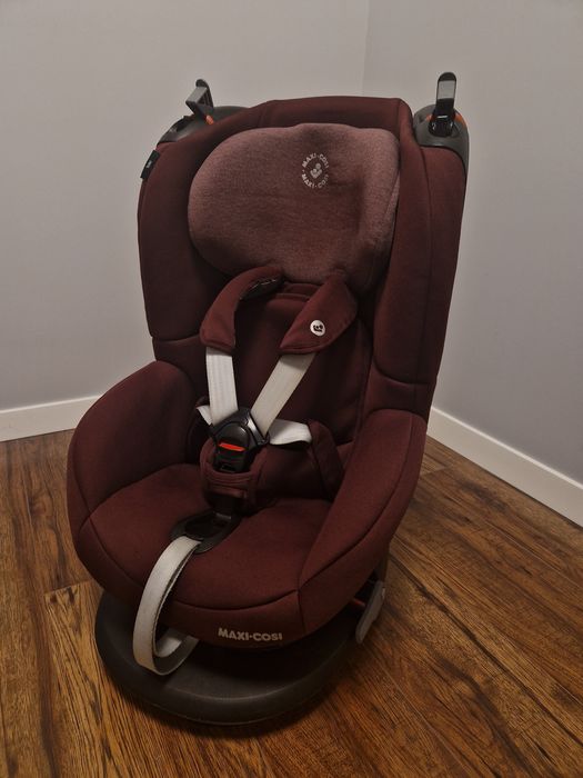 Fotelik samochodowy Maxi Cosi Tobi 9-18kg, zadbany