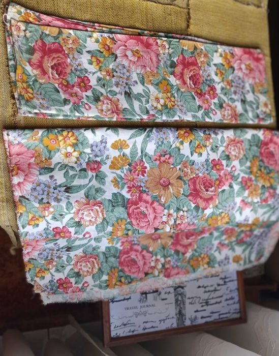 Tecidos Algodão grosso floridos p/ cortinas, toalhas mesa, etc. -2 Uni