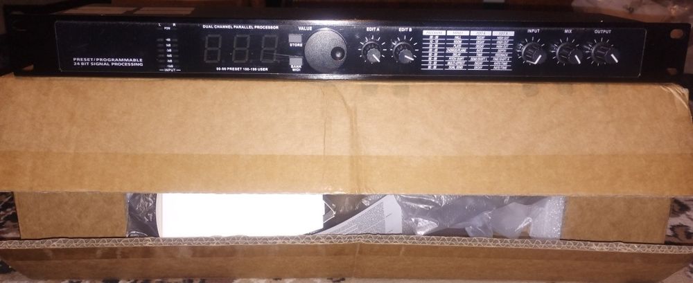 Процессор эффектов двухканальный новый