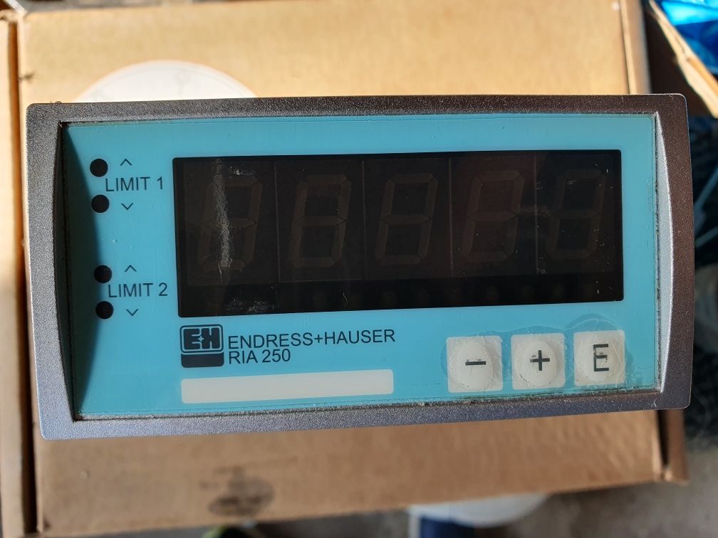 Regulator RIA250 endress hauser