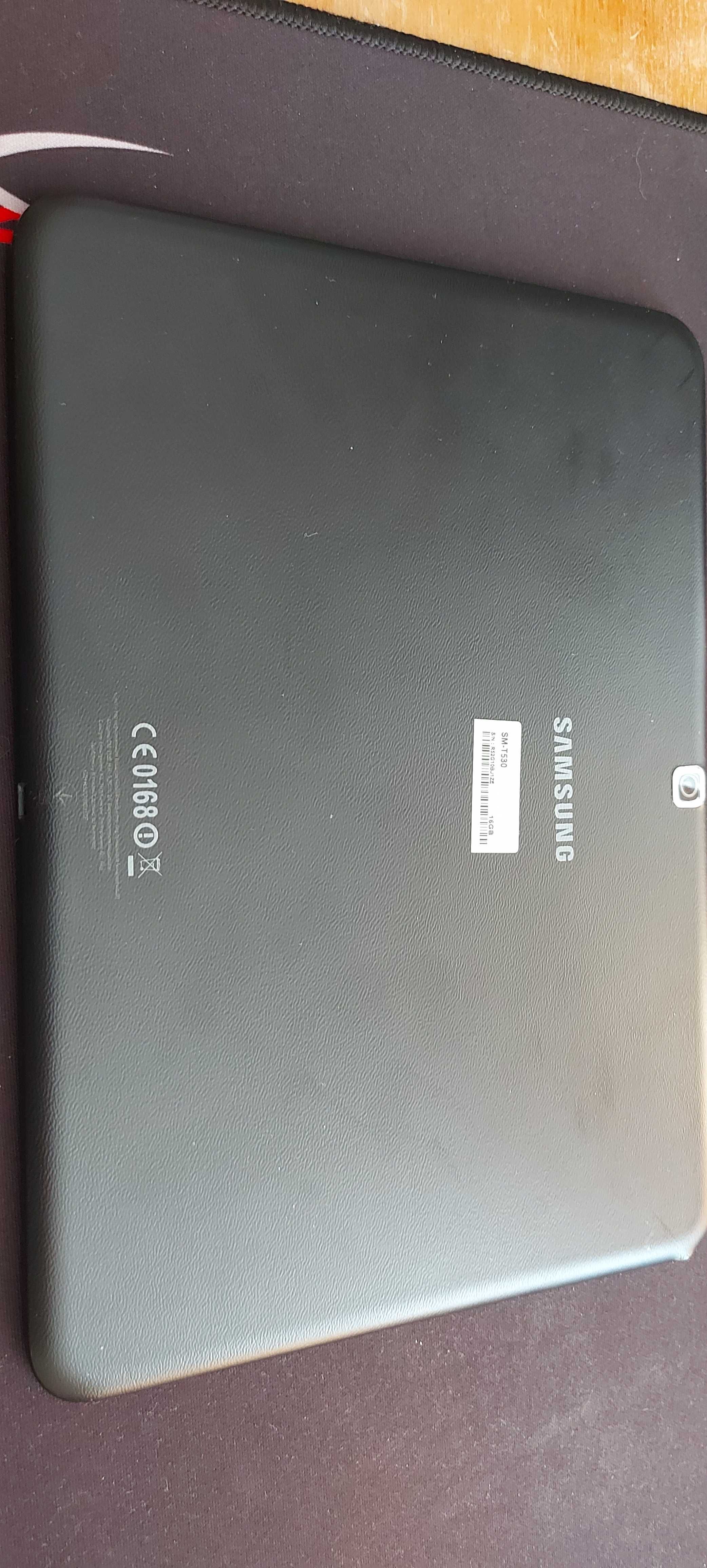 Планшет Samsung Galaxy Tab 4 10.1 SM-T530