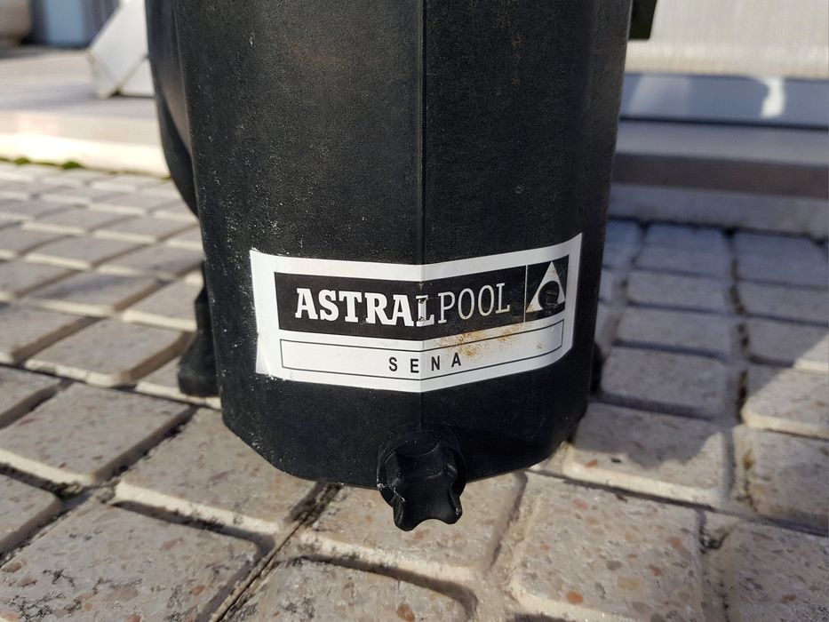 Mande a Sujidade Embora! Bomba Astralpool Sena 1.25CV - Trifásica