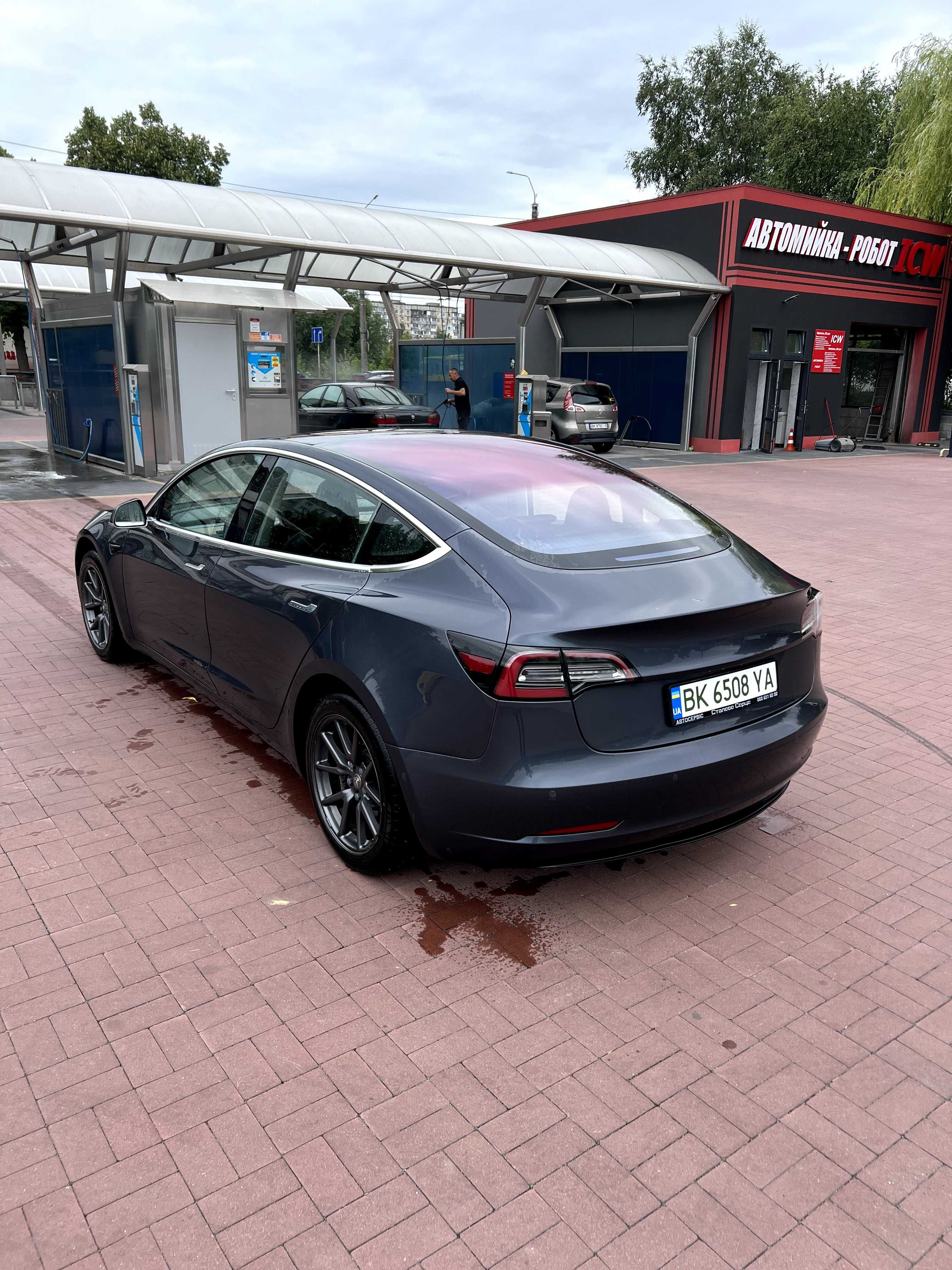 Tesla Model 3 | 500км | Електромобіль | Оренда або робота в таксі
