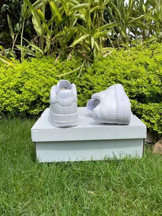 Buty meskie Mokasyny Nike_Air_Force_1_Low_07_White R.40