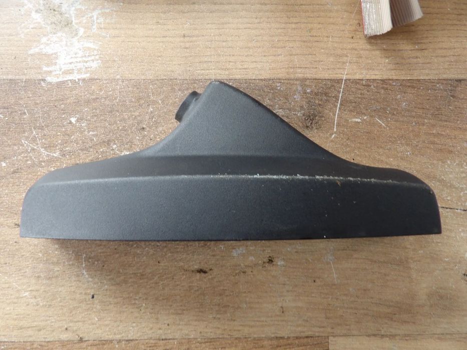 BMW - E61 - OBUDOWA , MOCOWANIE LUSTERKA WEWNĘTRZNEGO - 9116136