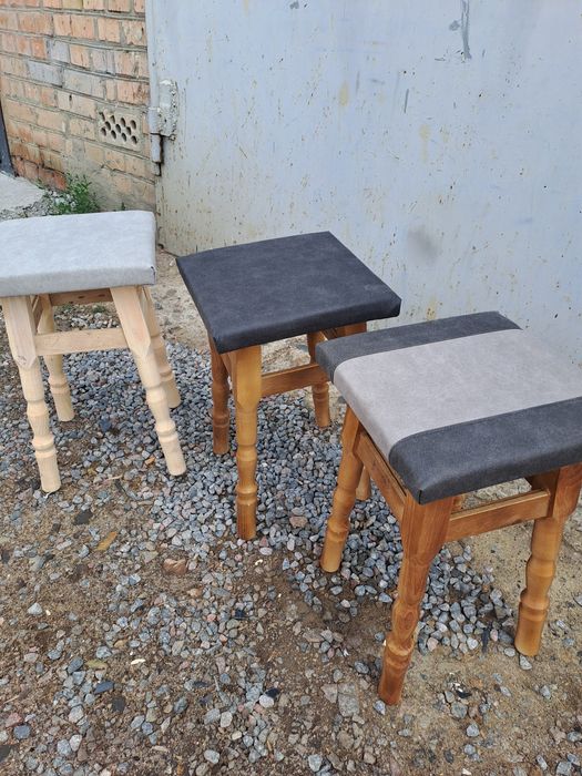 Стільці кухонні нові