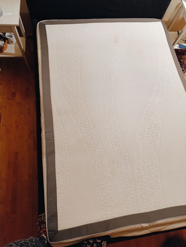 Łóżko tapicerowane 140x210