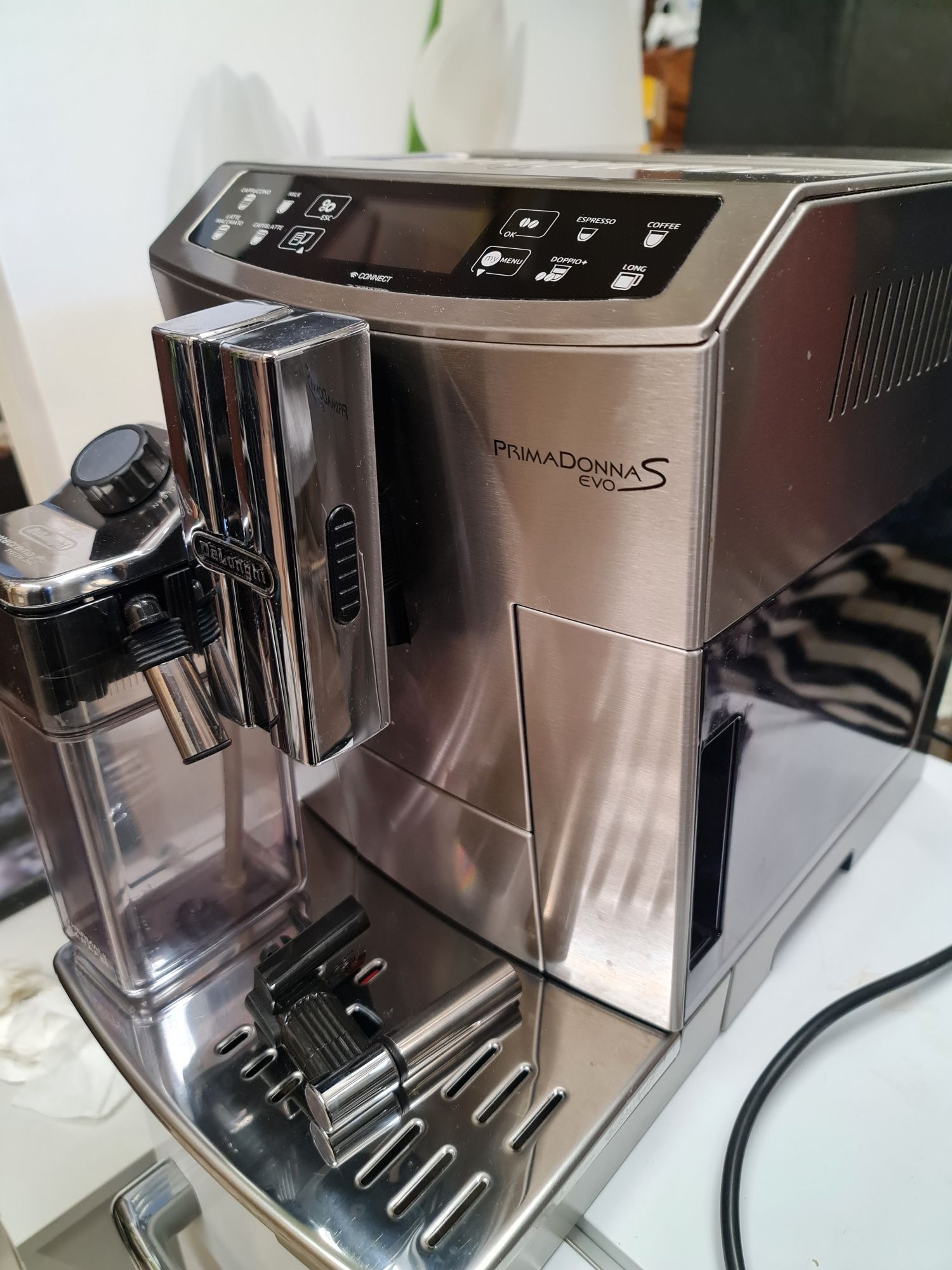 Ekspres do kawy DeLonghi Primadonna S Evo Ecam 510.55.M