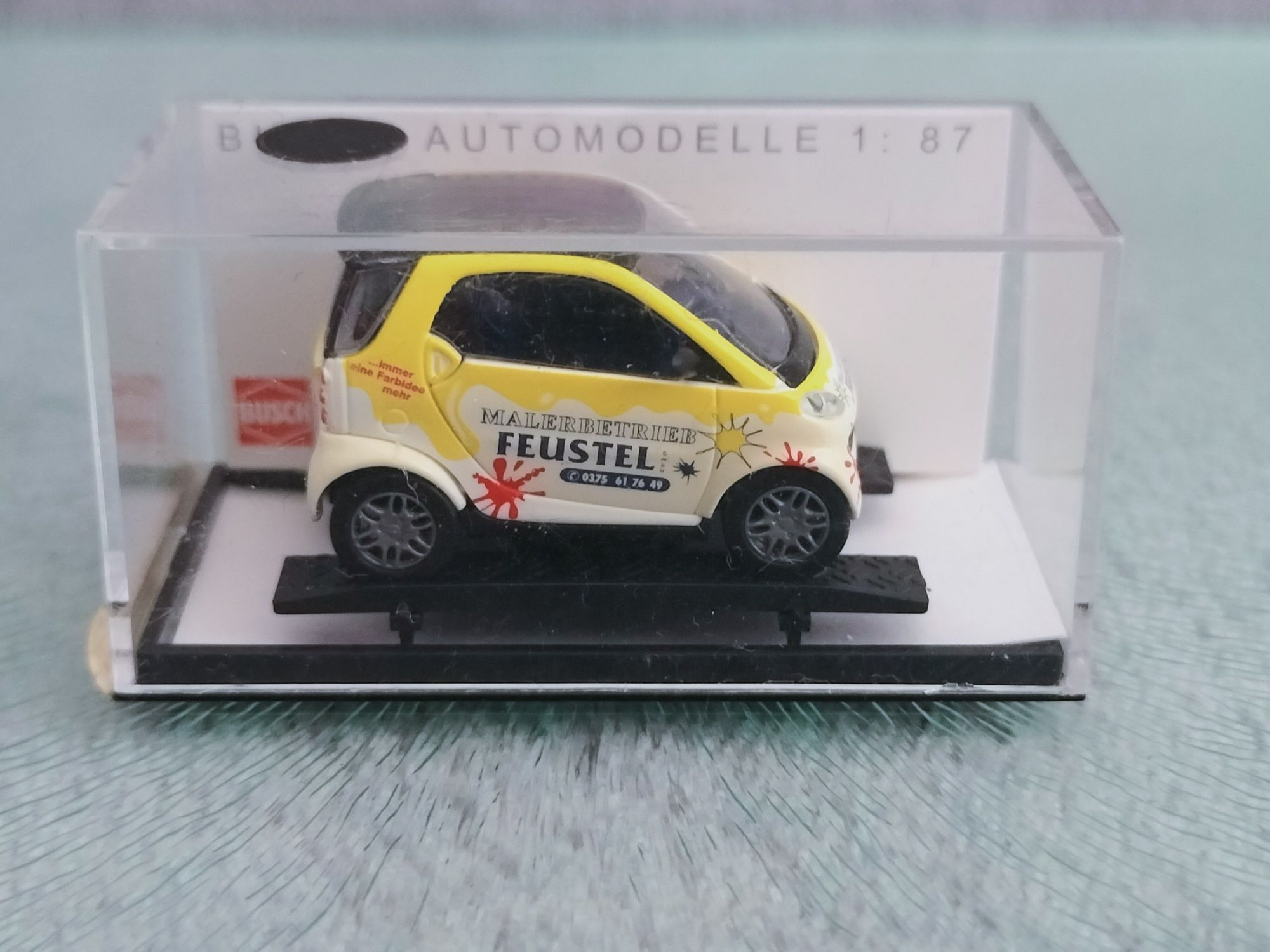 Busch 1/87 Smart City Coupe Feustel Malerbetrieb Model 48947 Skala 1:8