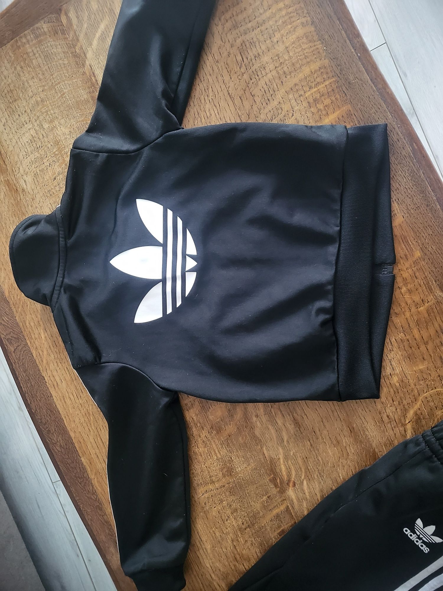 Czarny dres adidas logo 80 / 86 cm 1/1,5 roku