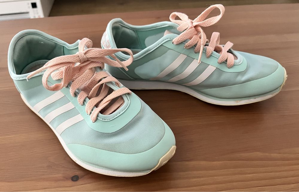 Adidas NEO 36 2/3