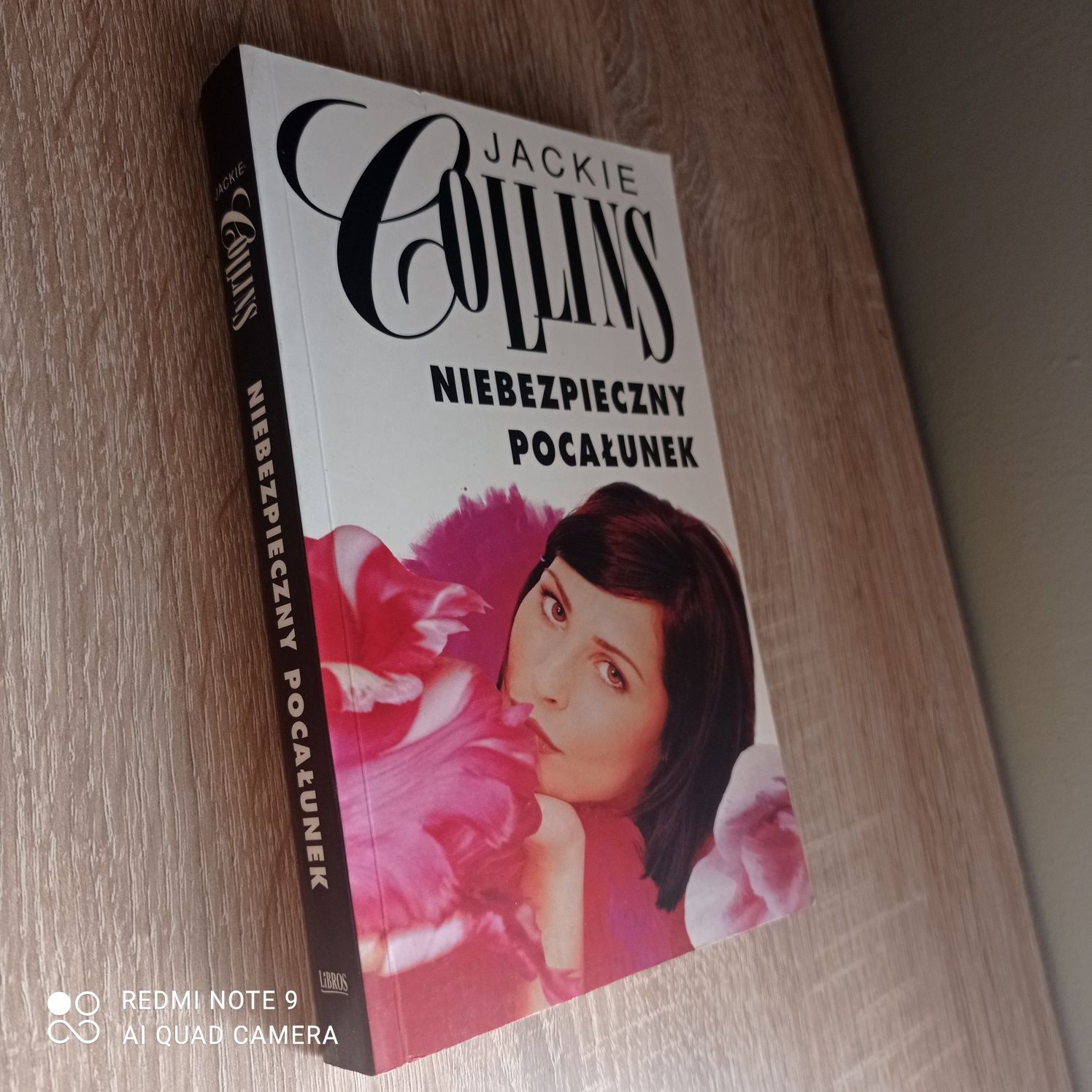 Jackie Collins Niebezpieczny pocałunek