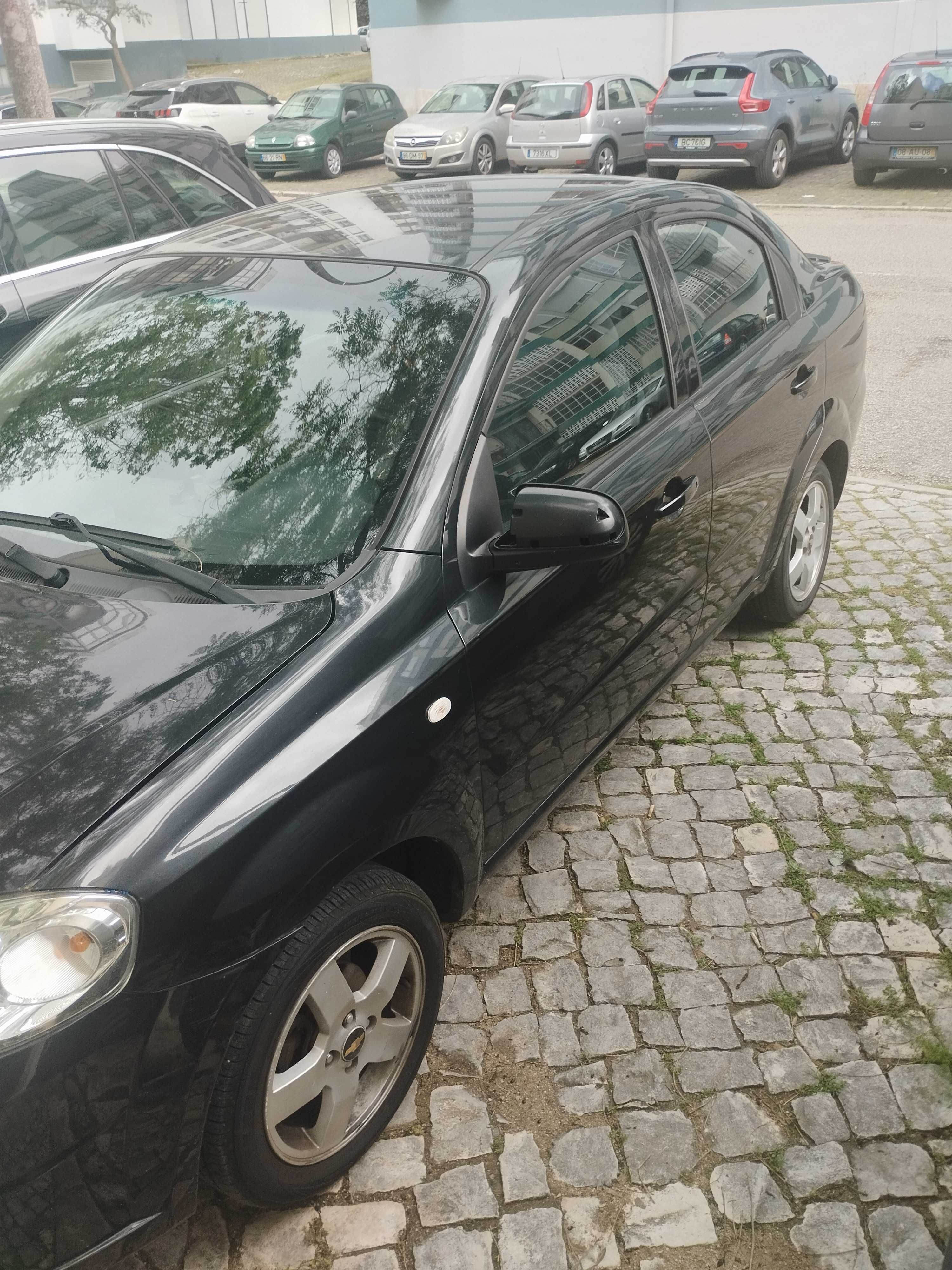 Aveo 1.2  sedan  2007 .