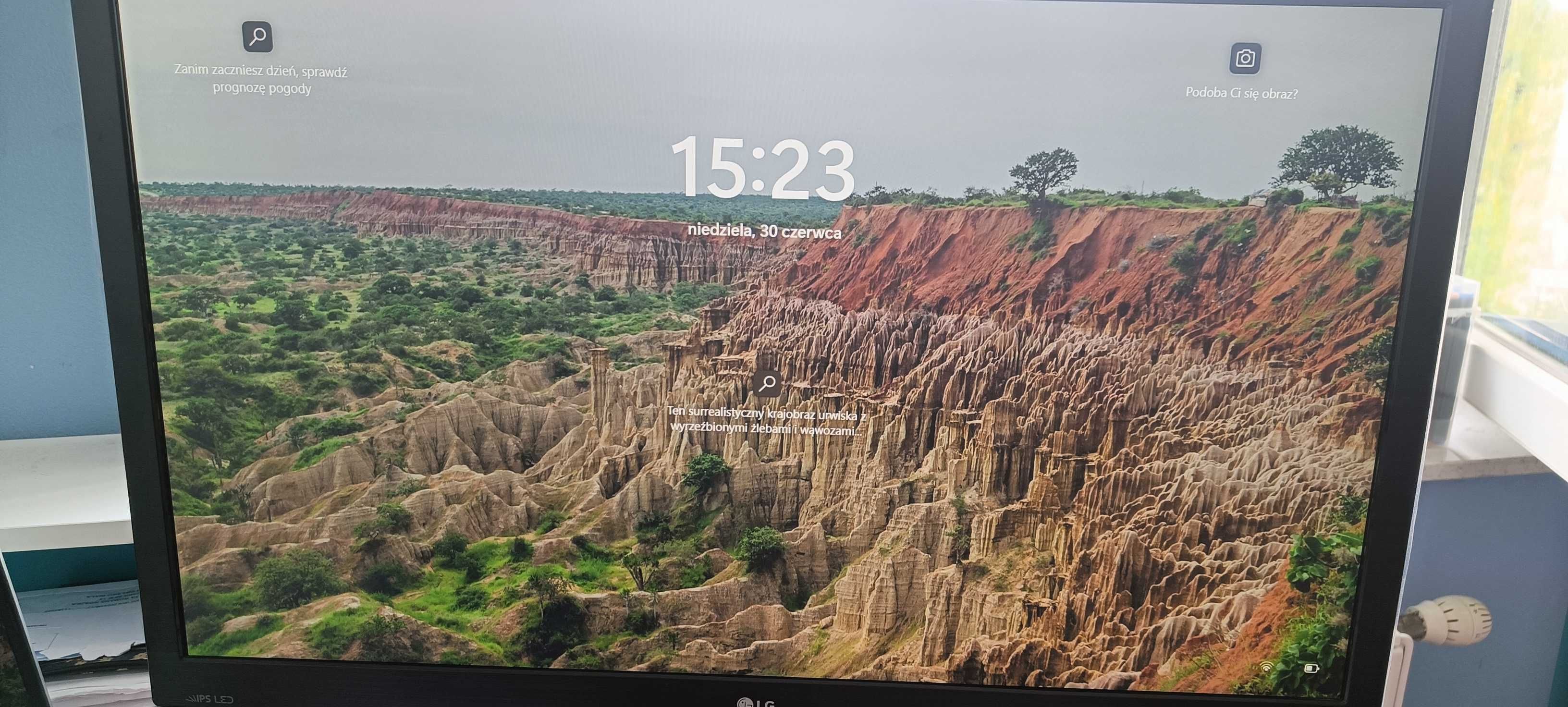 Monitor LED LG 27MP38VQ-B czarny