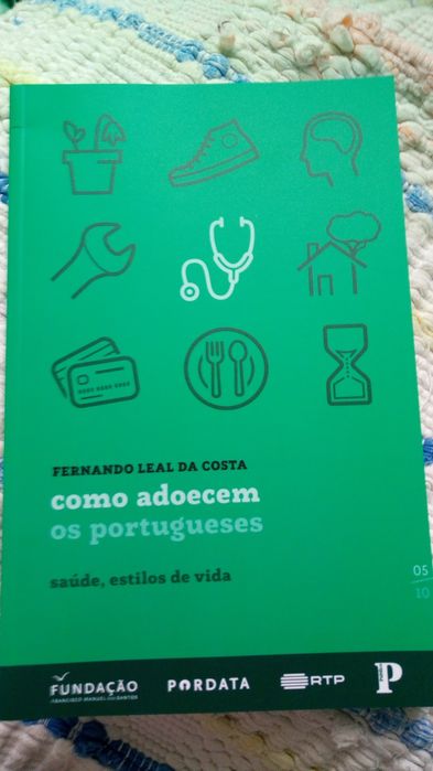 2 Livros "saúde de A-Z" e "como adoecem os portugueses"