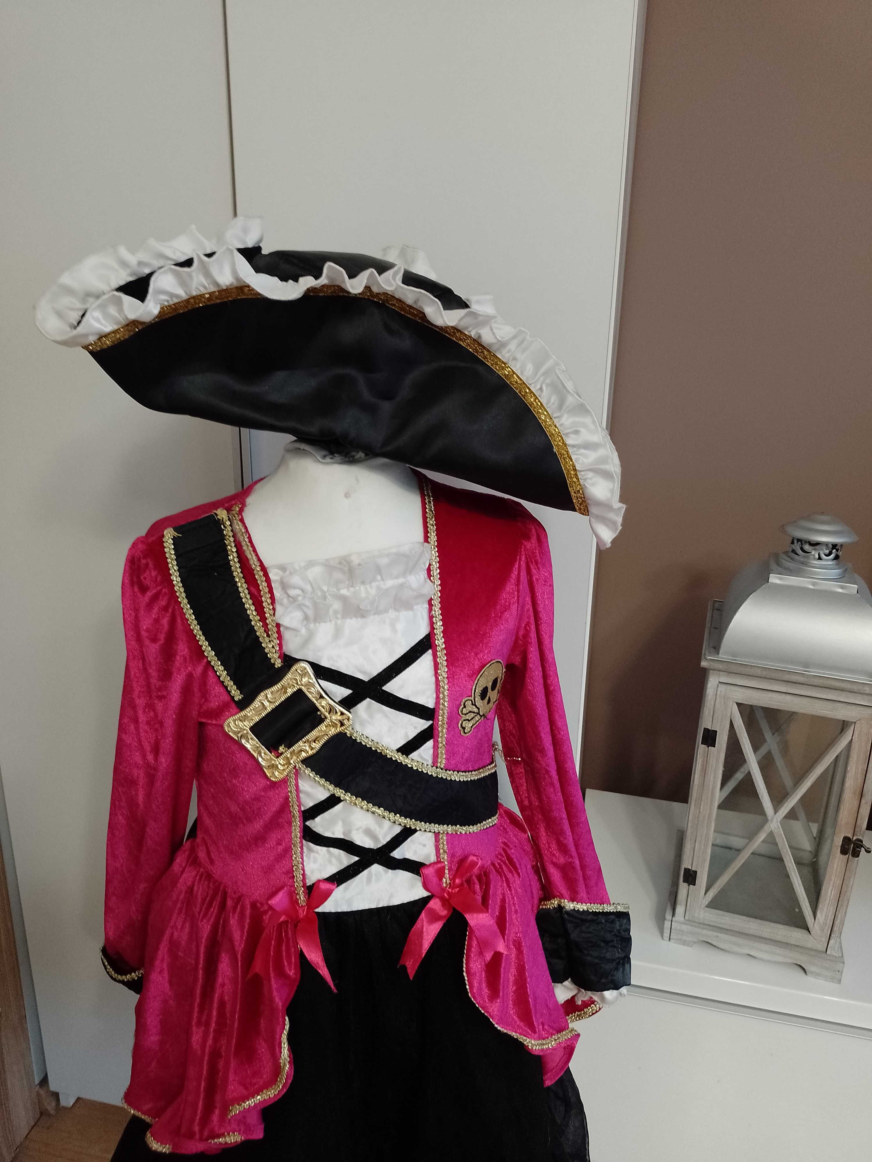 Strój karnawałowy PIRATKA PIRATKI kostium przebranie 134/140 (551)