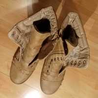 stare znoszone buty damskie zestaw