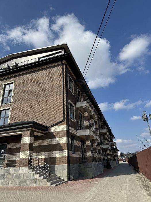 Оренда квартири з паркомісцем, КД «Елегант»