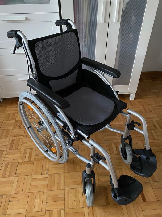 Wózek inwalidzki, nowy, Ultra lekki