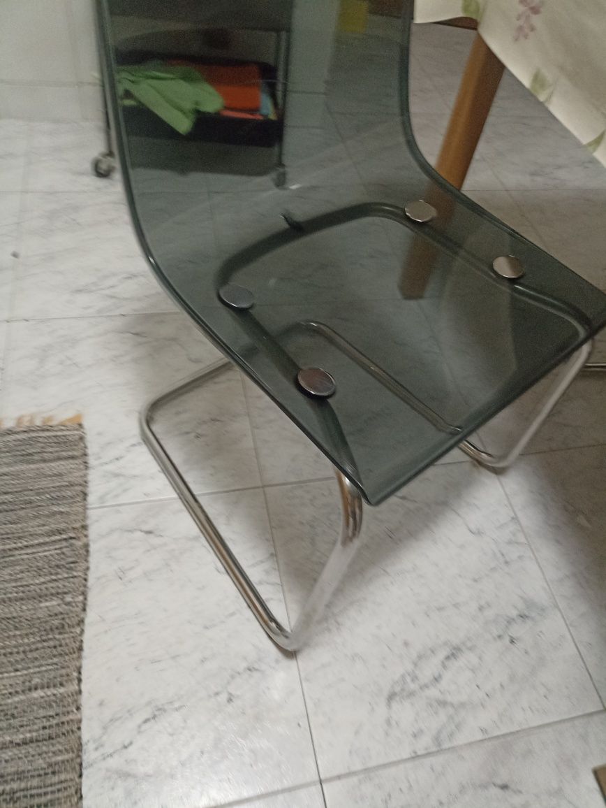 Cadeiras de sala ou cozinha como novas