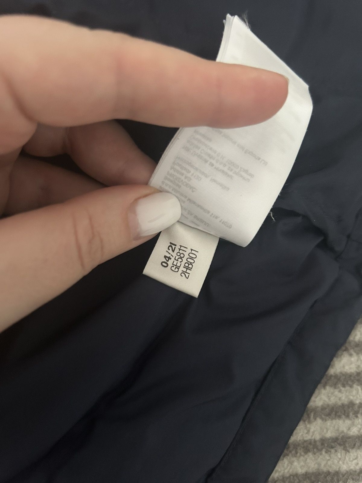 Куртка пухова Adidas.