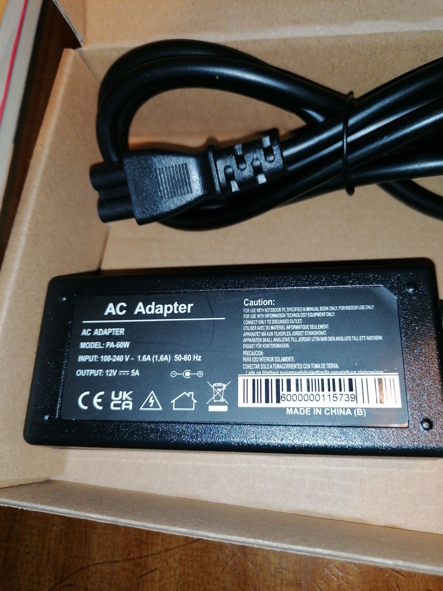 Carregadores para computador 24 AV 4 A ou 12V 5,5x2,1mm, etc