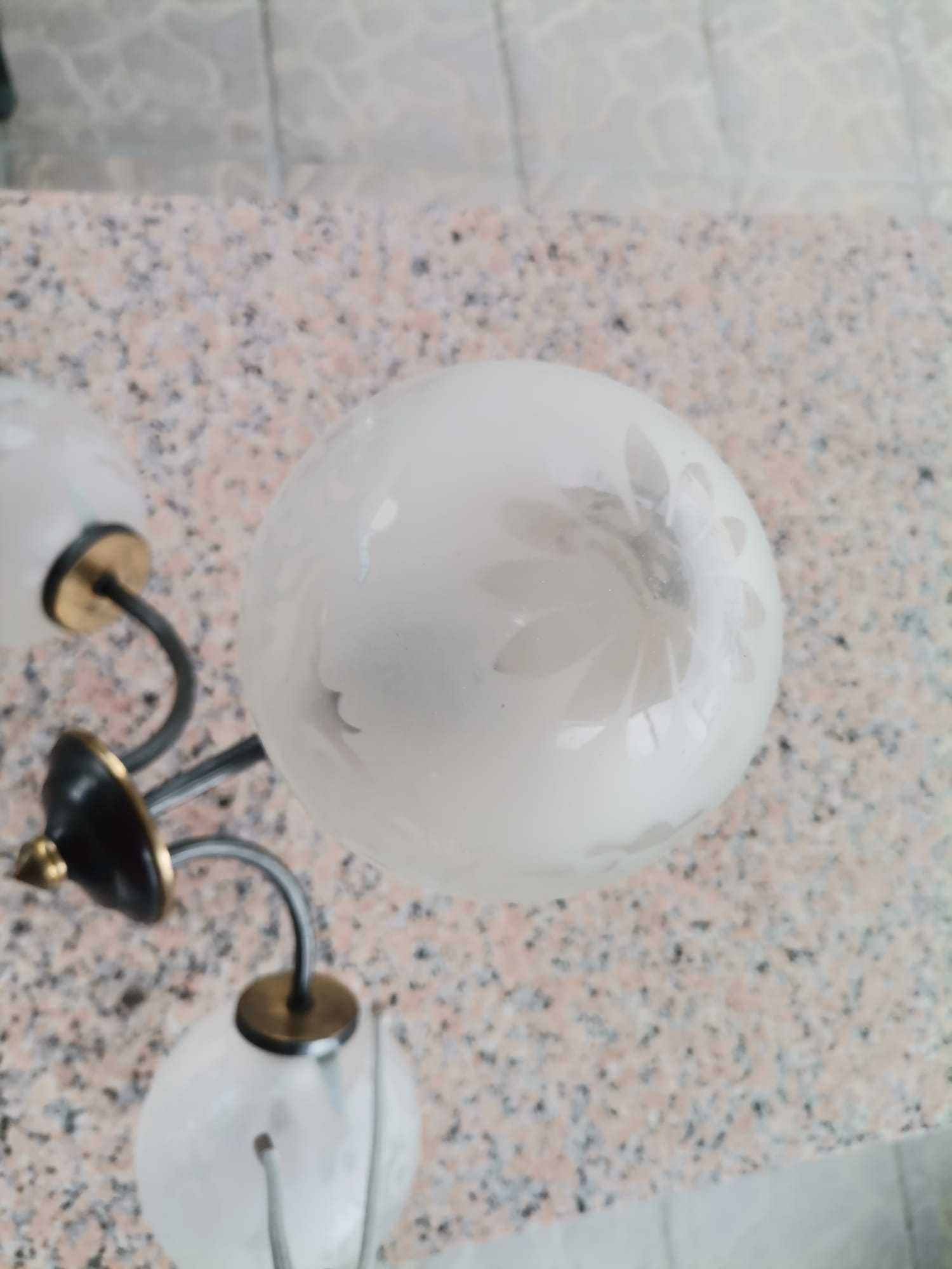 Candeeiro 3 globos (excelente estado)