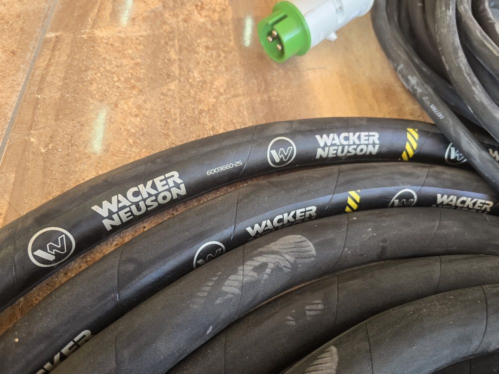 Wibrator Pogrążalny Wacker Iren 58/042/18, F-VAT buława do betonu Nowa
