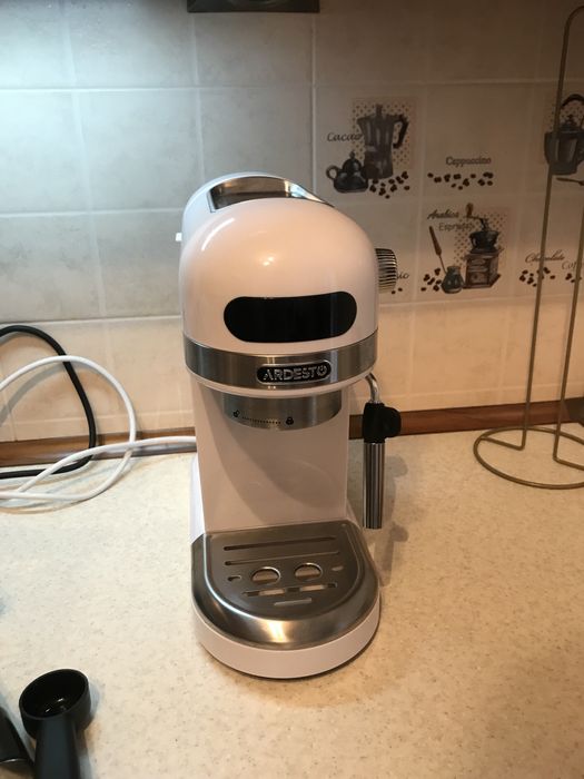 Кавоварка Ardesto YCM-E1500