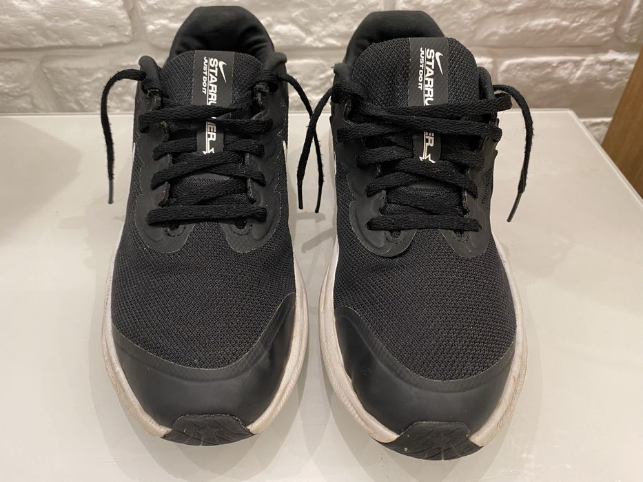Buty NIKE STAR RUNNER  r.37,5  (23,5 cm)