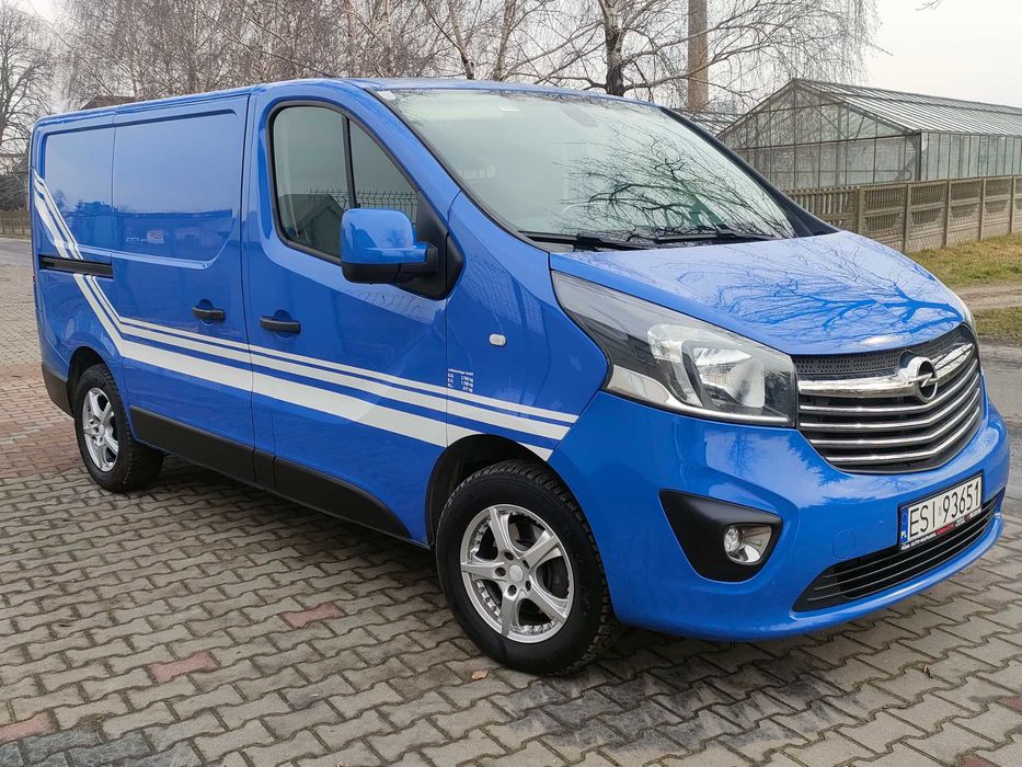 Opel Vivaro B 2014 rok
