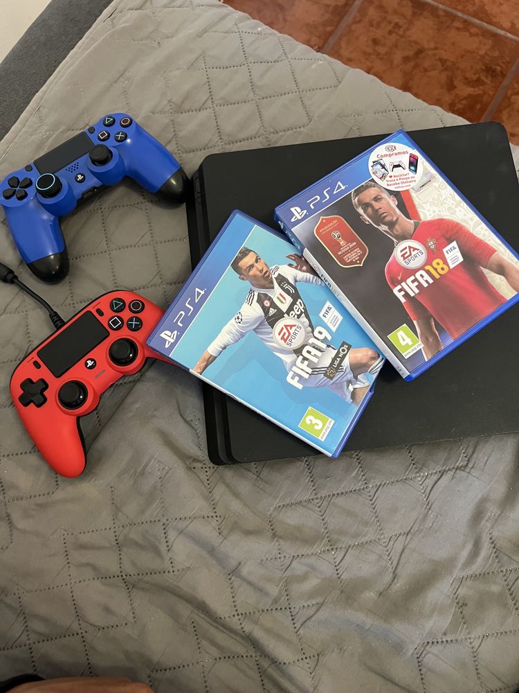 Playstation  4
