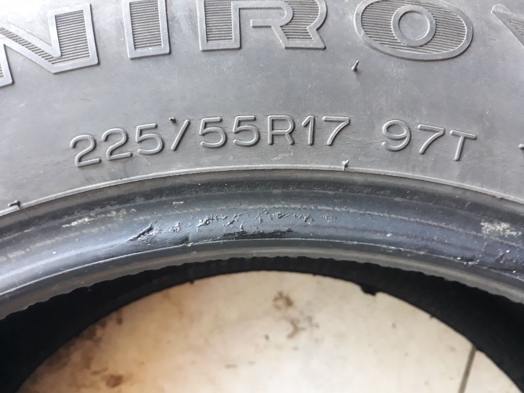 Opona wielosezonowa 225/55r17 UNIROYAL 2018R 7mm