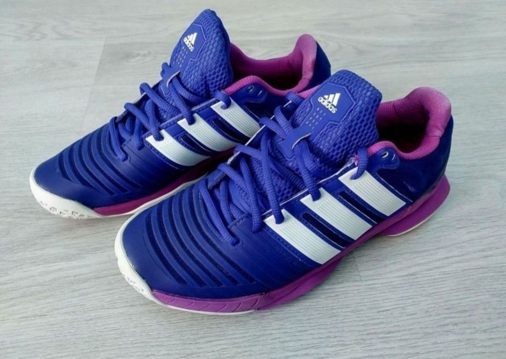 39 buty adidasy sportowe halowe damskie adidas
adipower stabil 11