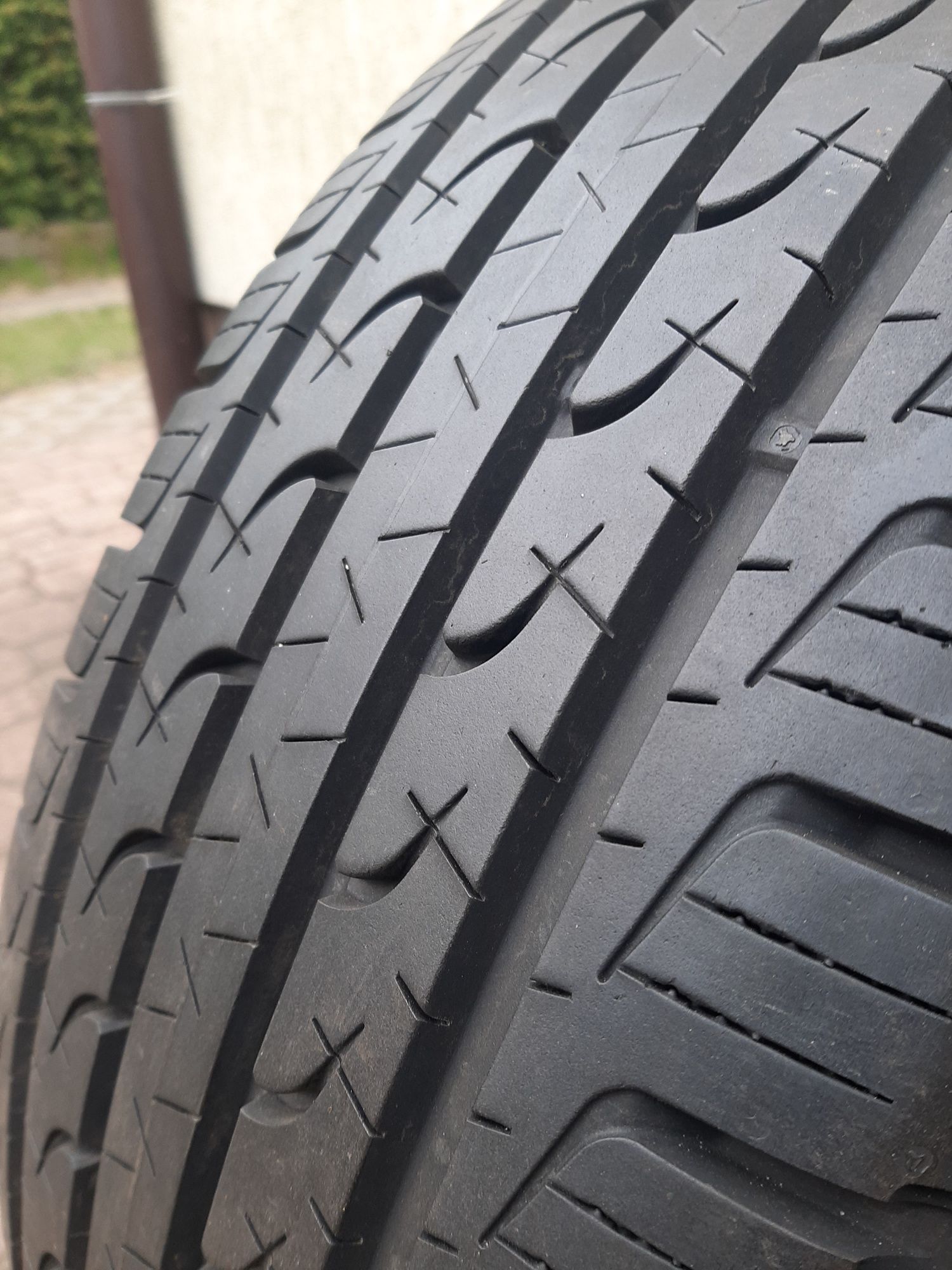 2x Opony letnie 255/65R17 GoodYear EfficientGrip Suv 4x4 / 2018r / 8mm