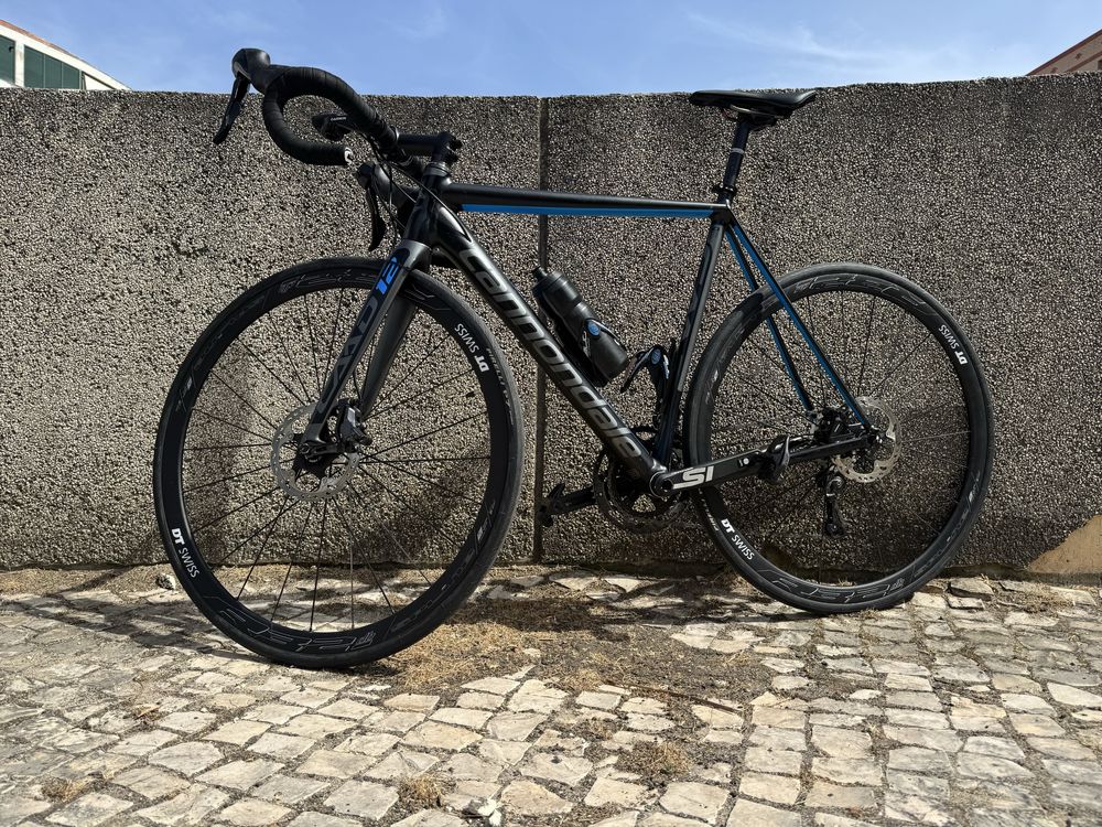 Bicicleta estrada Cannondale CAAD 12