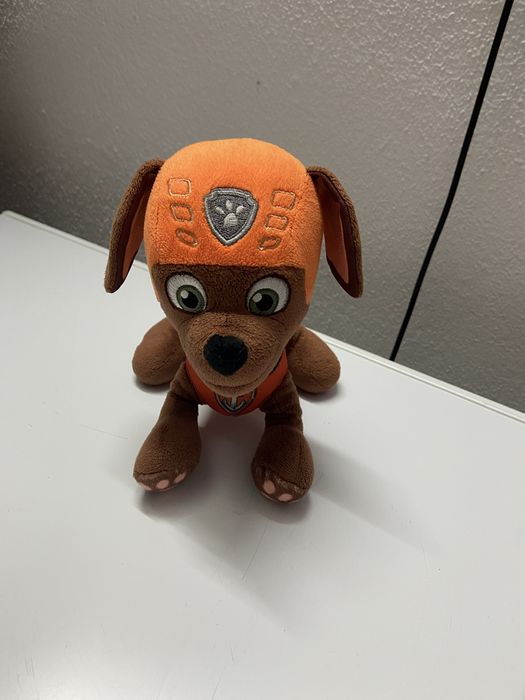 Peluche zuma  em bom estado