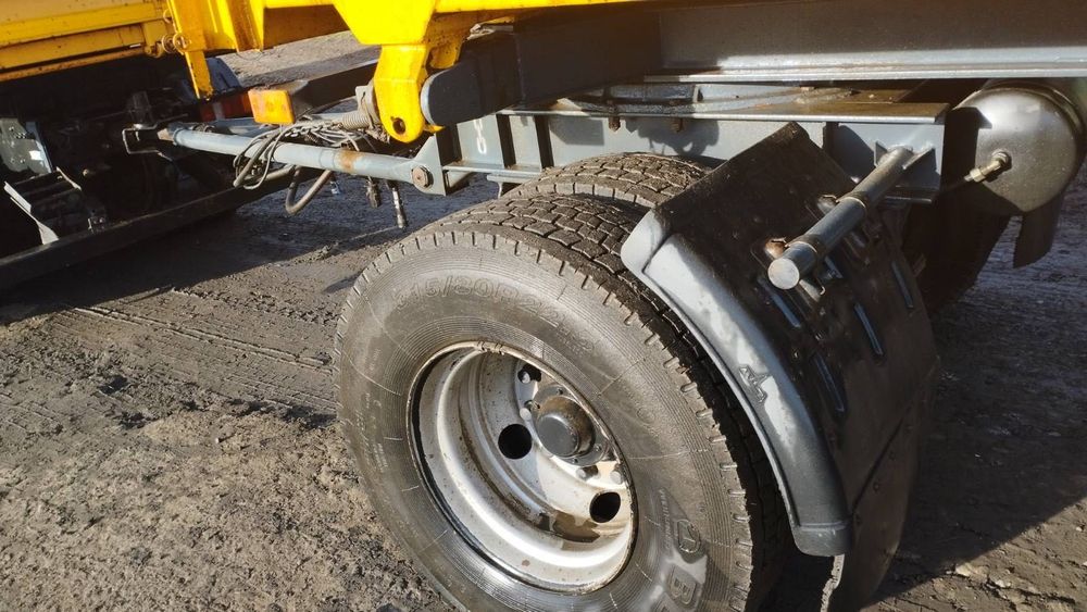 Терміново продається автомобіль МАЗ з причепом