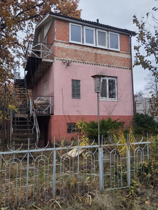 Продам частный дом, дачу с участком в области, пгт Каменка, Сакура