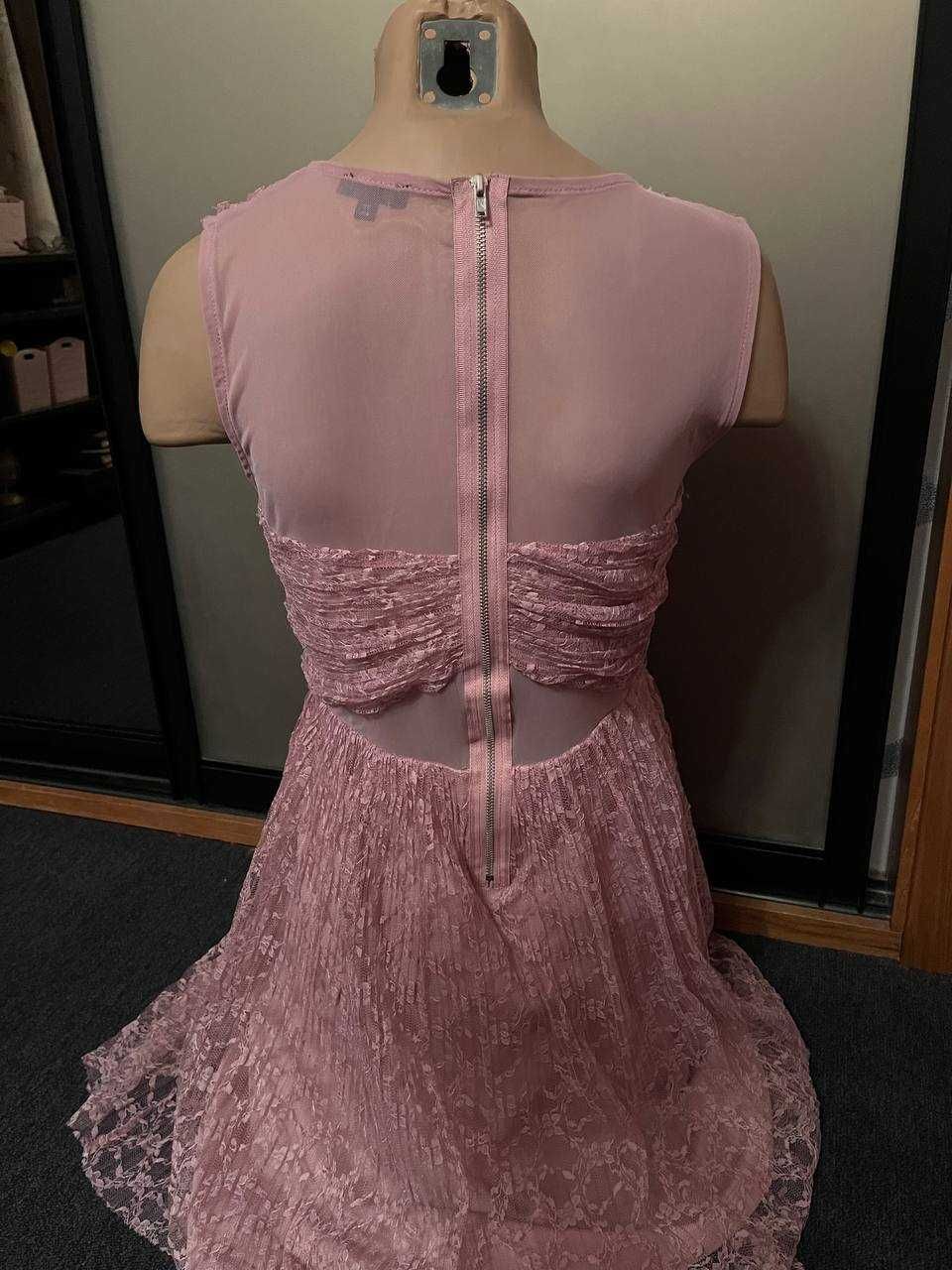 Розовое вечернее, платье пепельная роза RIVER ISLAND. Кружево, сетка