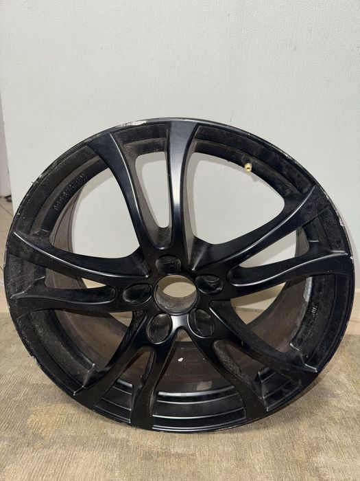 Диски r18 5x120  8j ET30