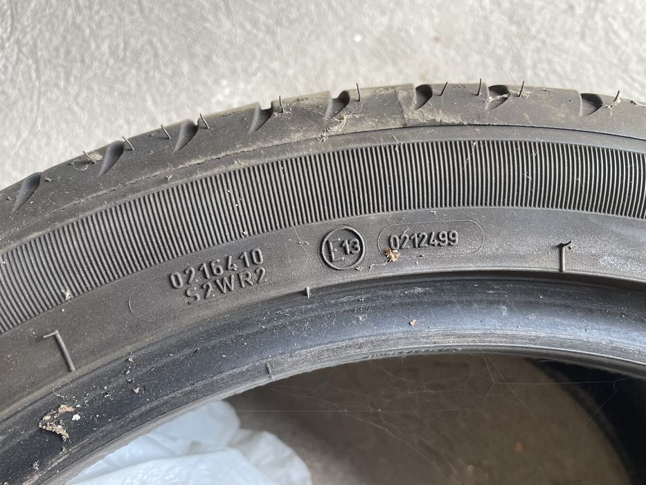 Good-Year Eagle F1 285/35 R18