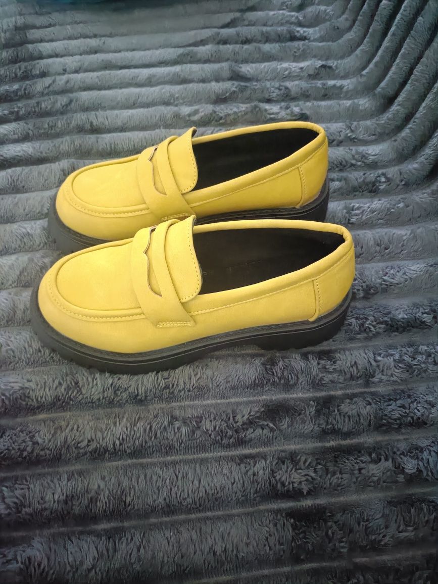 Buty mokasyny damskie