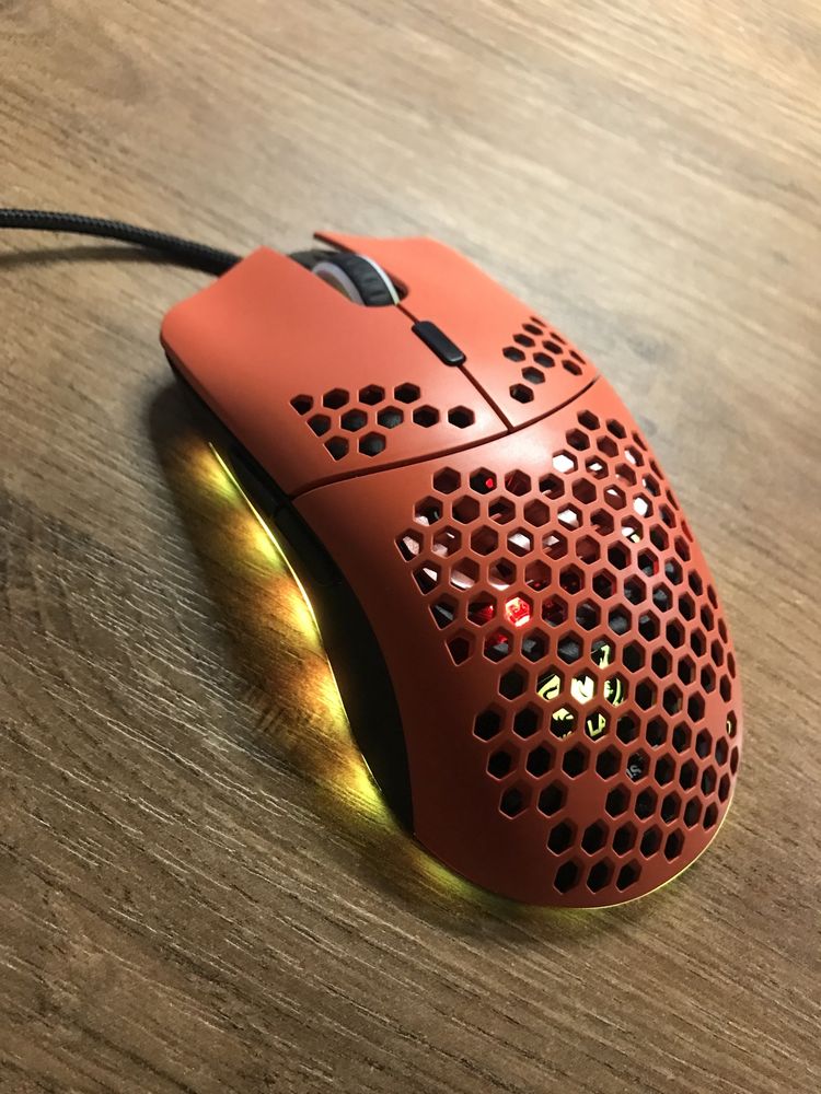 Mysz M1 RGB Lighting, gaming, czerwona, podswietlana - 10 kolorow