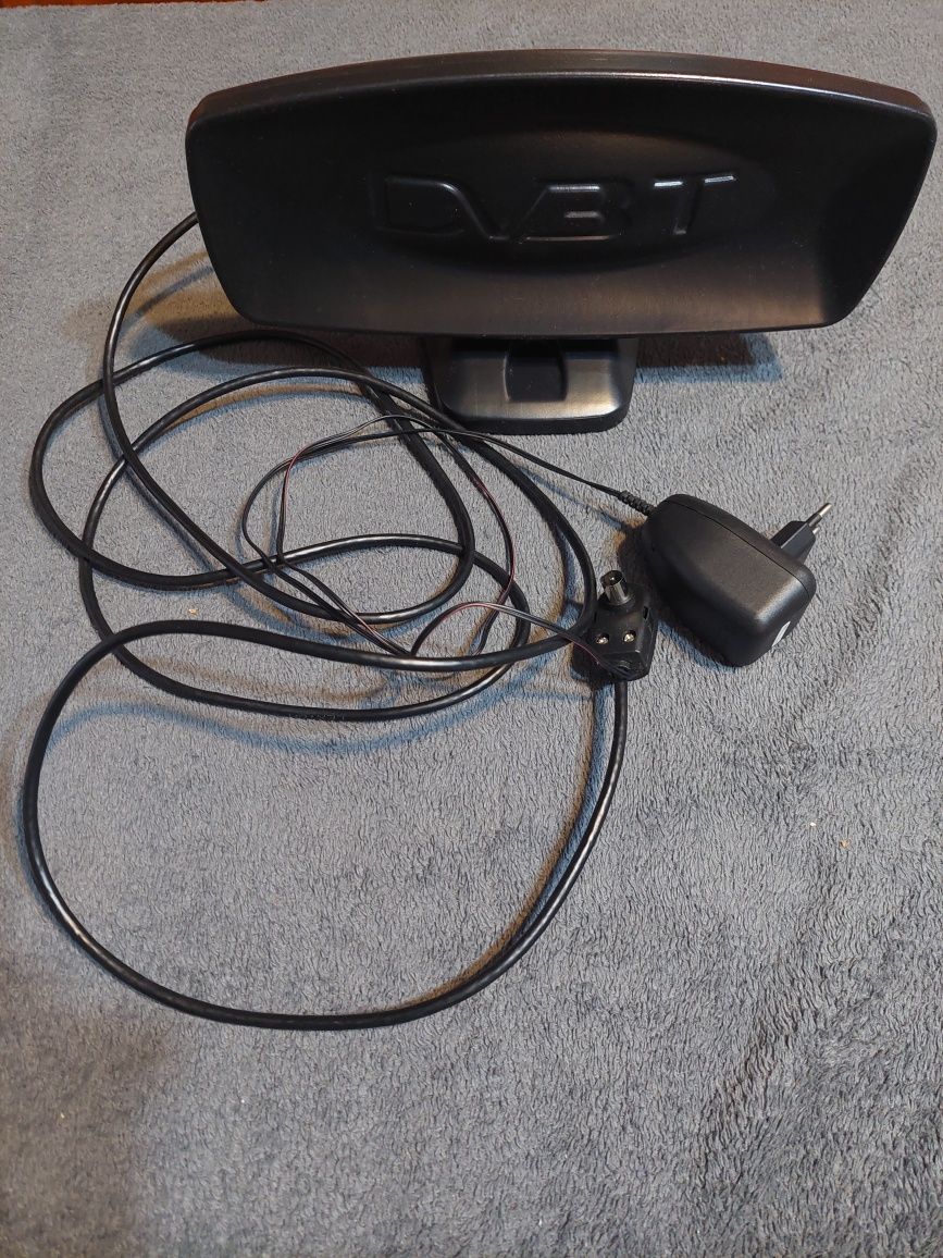 Antena DVB-T z zasilaczem BMZOL