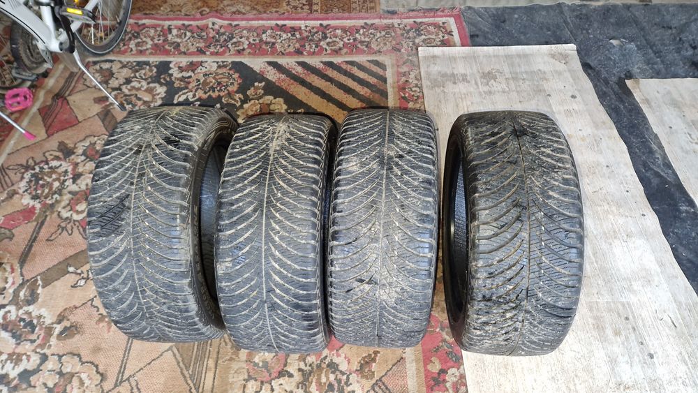 Opony Goodyear R16 215/45