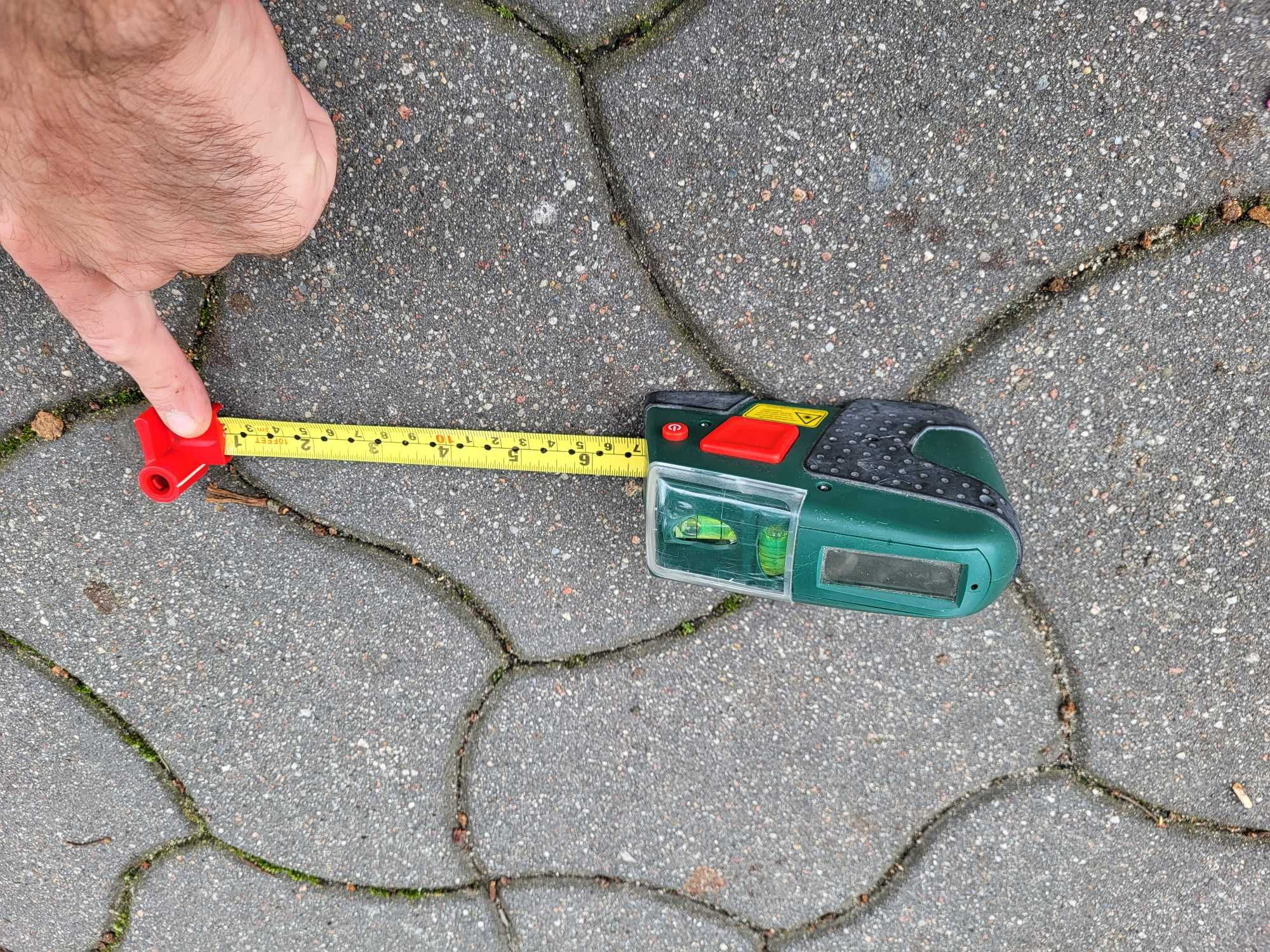Taśma miernicza miarka zwijana poziomica Bosch PMB 300 l