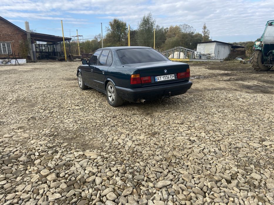 Продам BMW e34 520I