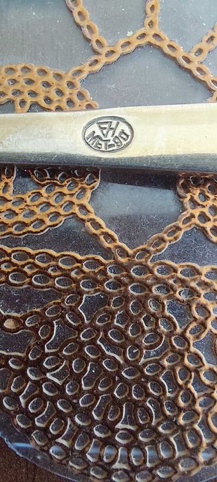 srebrne łyżeczki , prawdopodobnie produkt francuski